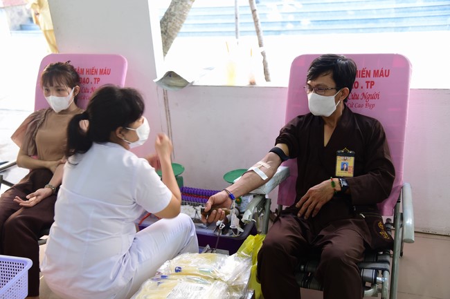 Humanitarian Blood Donation